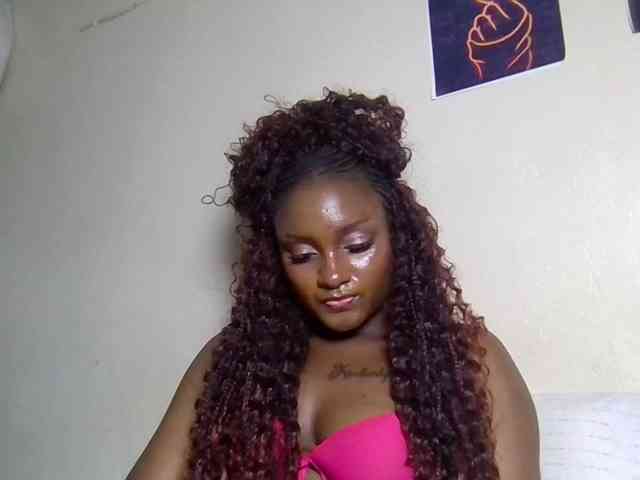 SweetKimmie webcam