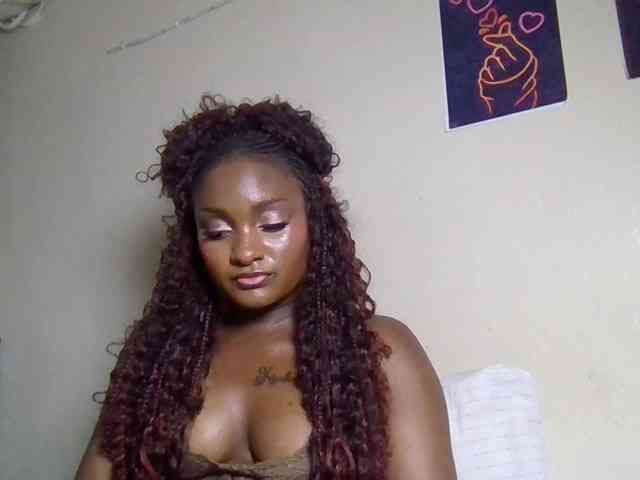 SweetKimmie webcam