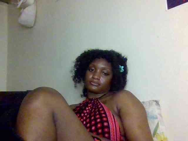 SweetKimmie webcam