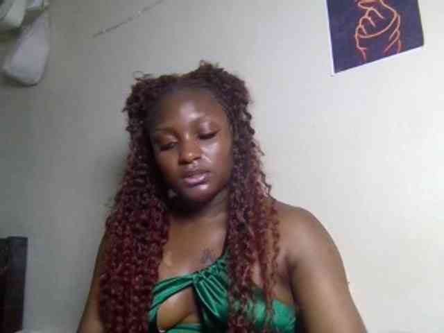 Kimzey Live Webcam on BongaCams