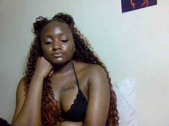 SweetKimmie webcam
