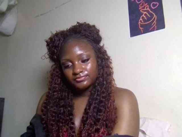 SweetKimmie webcam