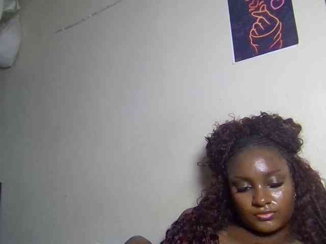 SweetKimmie webcam
