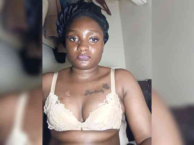 SweetKimmie webcam