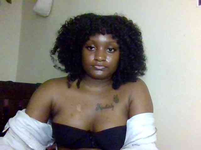 SweetKimmie webcam