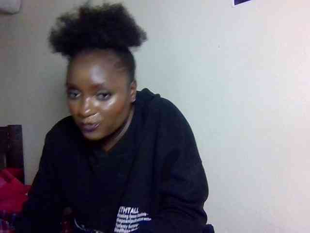 SweetKimmie webcam