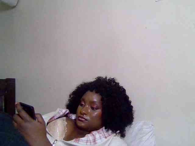 SweetKimmie webcam