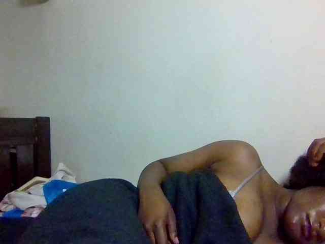 SweetKimmie webcam
