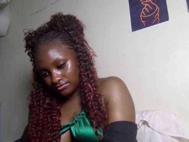 Kimzey Live Webcam on BongaCams