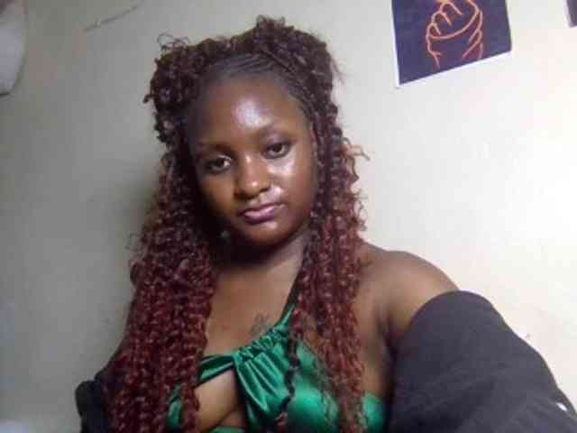 SweetKimmie webcam