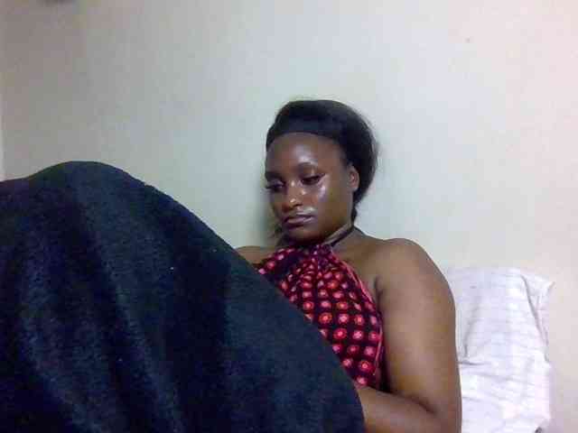 SweetKimmie webcam