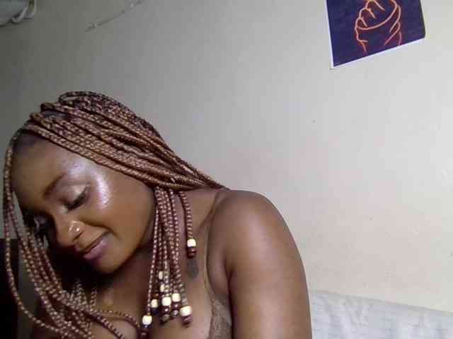 SweetKimmie webcam