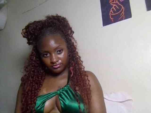 SweetKimmie webcam