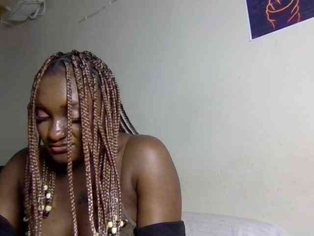 SweetKimmie webcam