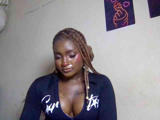SweetKimmie webcam