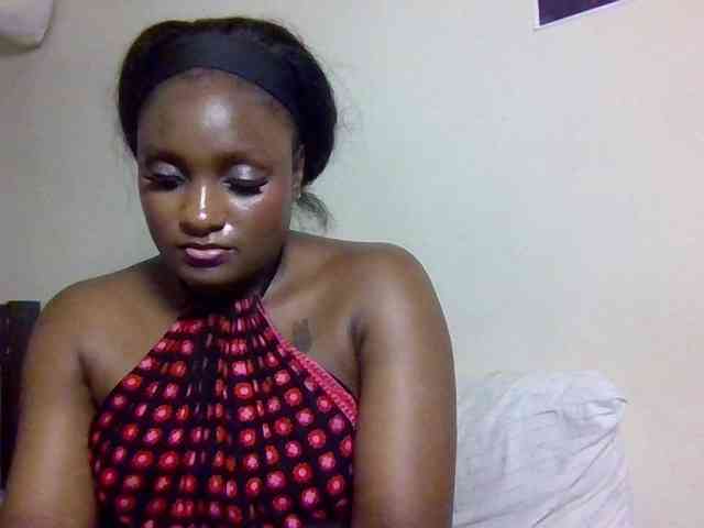 SweetKimmie webcam