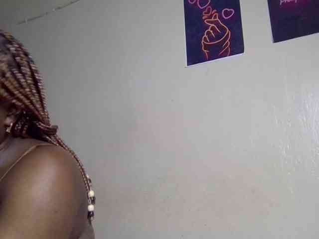 SweetKimmie webcam