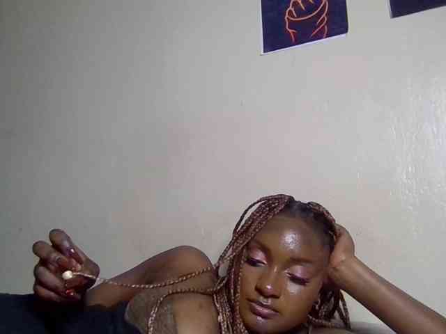 SweetKimmie webcam