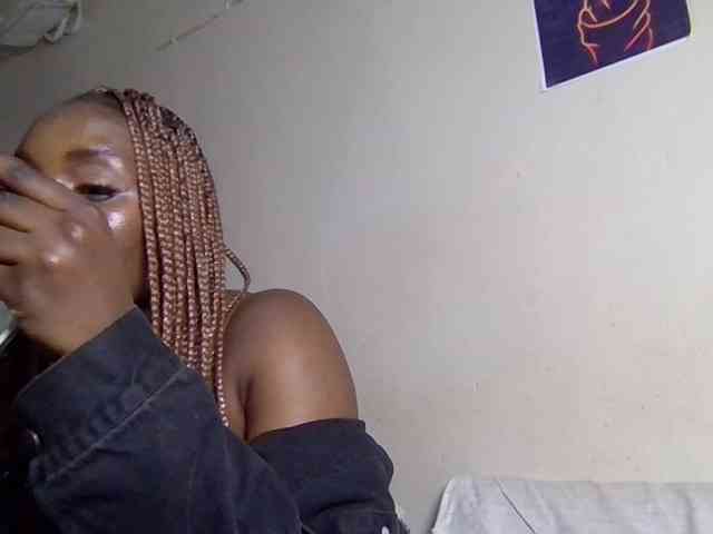 SweetKimmie webcam