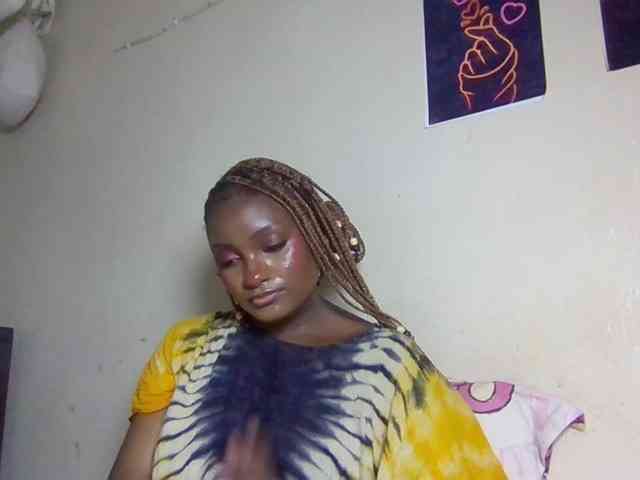 SweetKimmie webcam