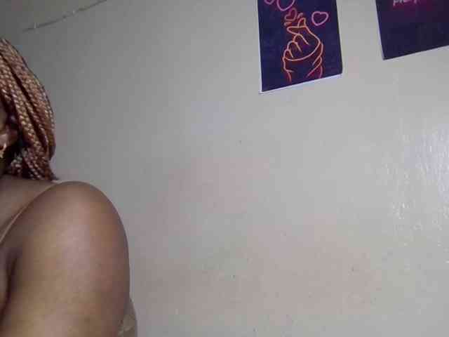 SweetKimmie webcam