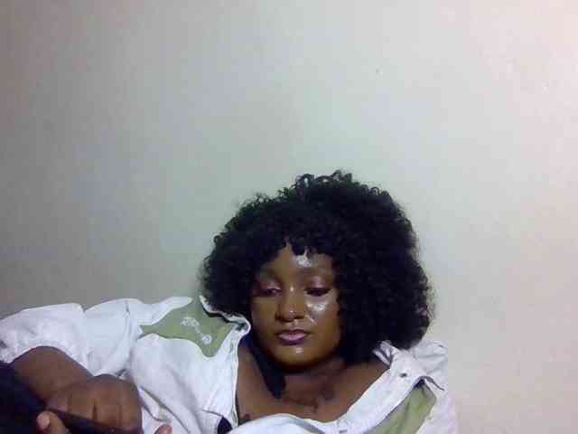 SweetKimmie webcam