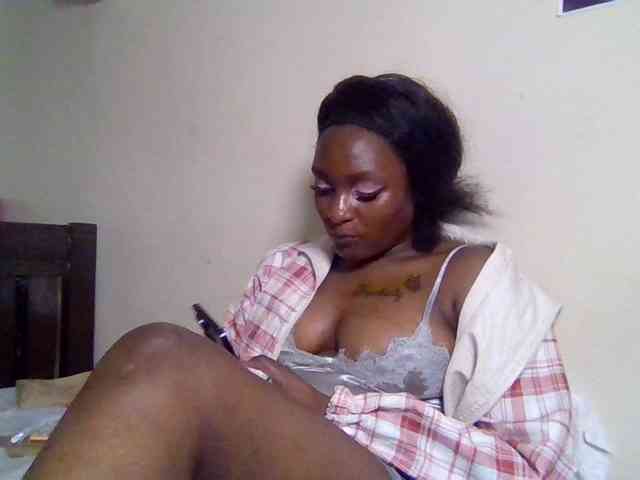SweetKimmie webcam