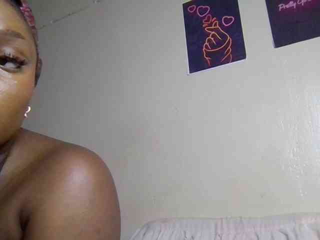 SweetKimmie webcam