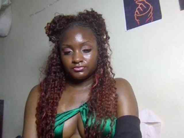 SweetKimmie webcam