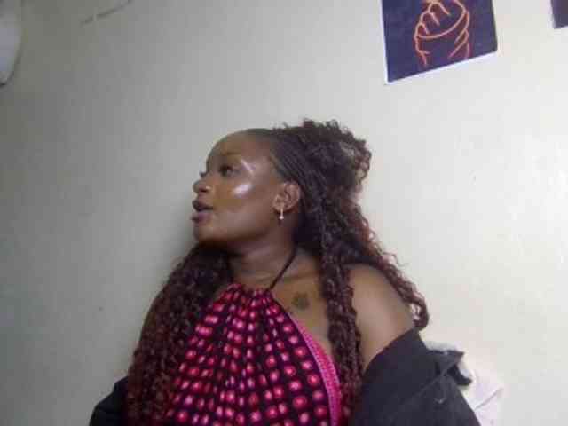 SweetKimmie webcam