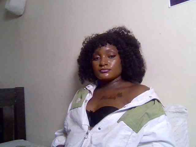 SweetKimmie webcam
