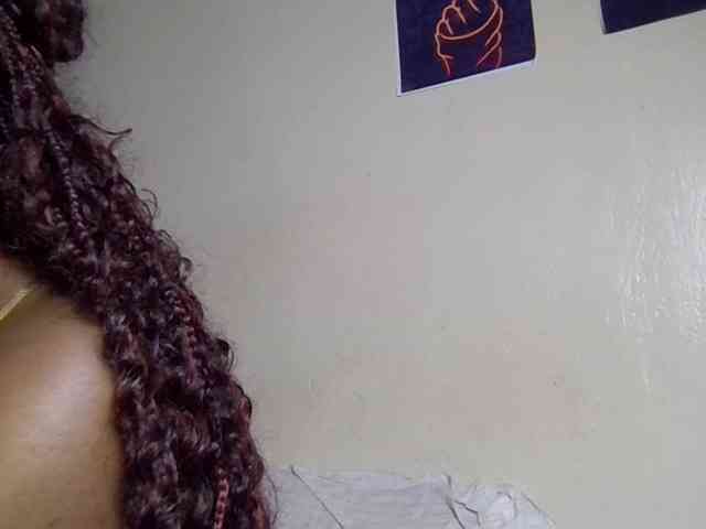 SweetKimmie webcam