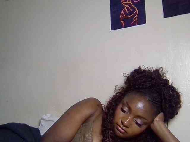 SweetKimmie webcam