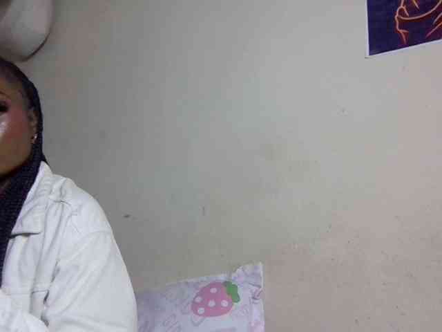 SweetKimmie webcam