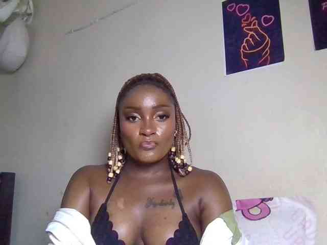 SweetKimmie webcam