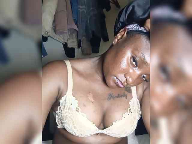 SweetKimmie webcam