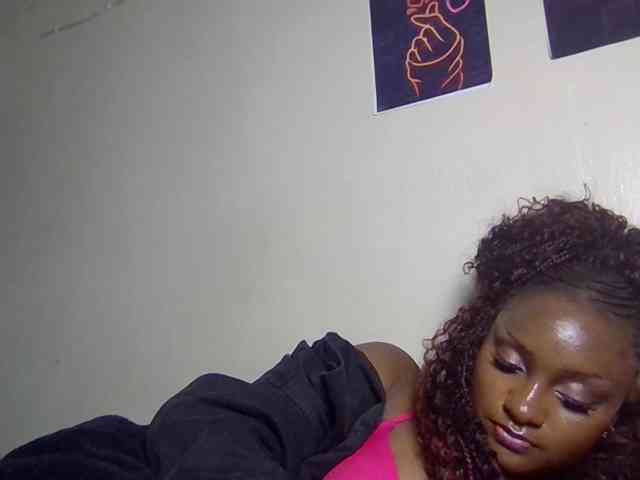 SweetKimmie webcam