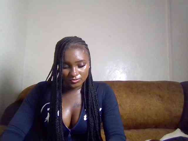 SweetKimmie webcam