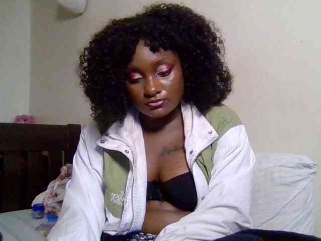SweetKimmie webcam