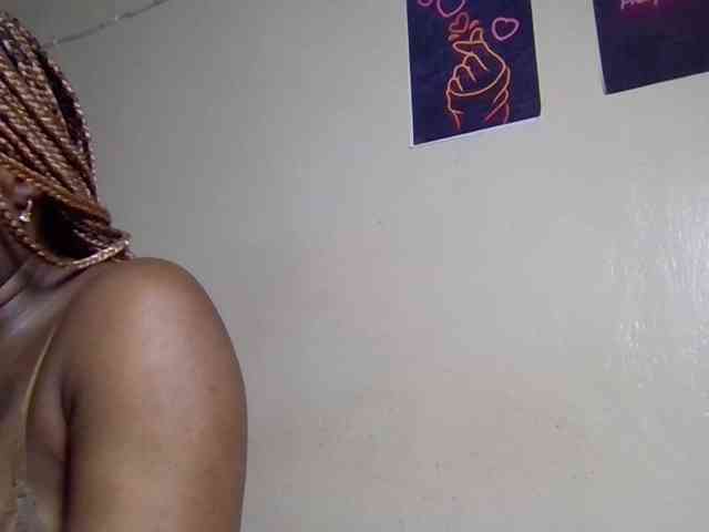 SweetKimmie webcam