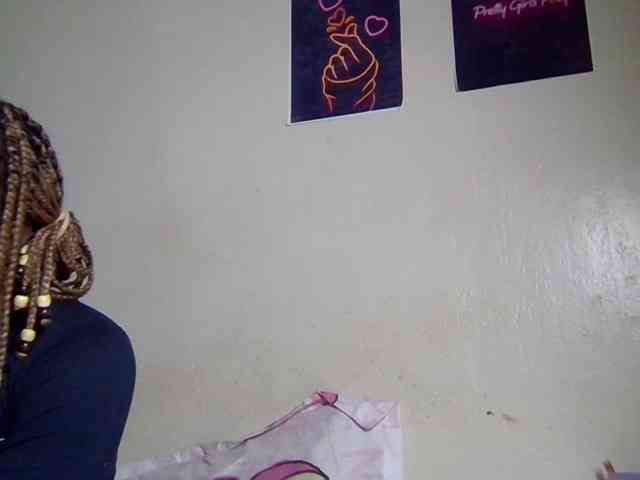 SweetKimmie webcam