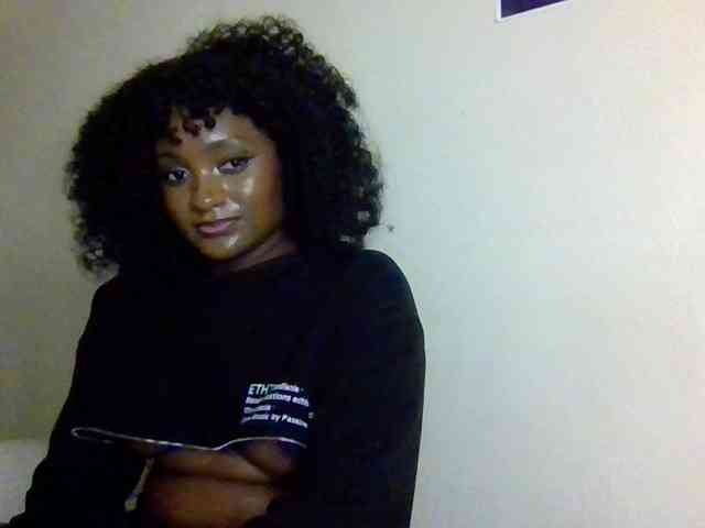 SweetKimmie webcam