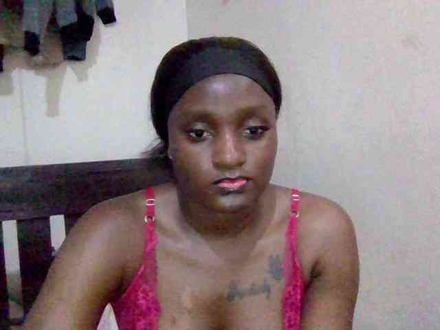 SweetKimmie webcam