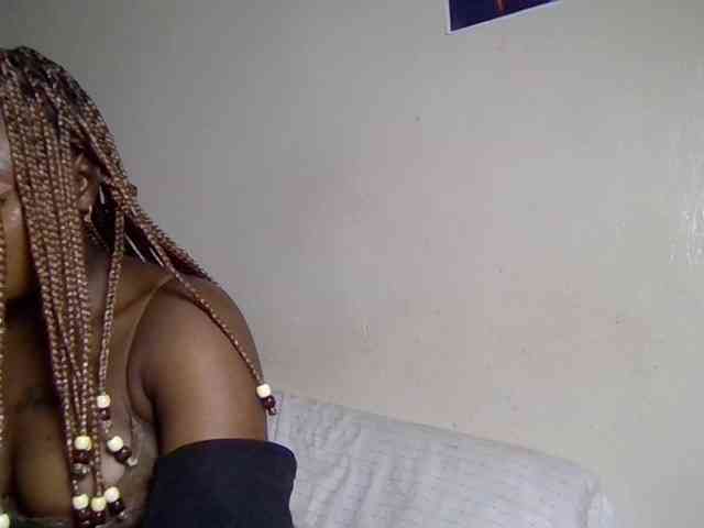 SweetKimmie webcam