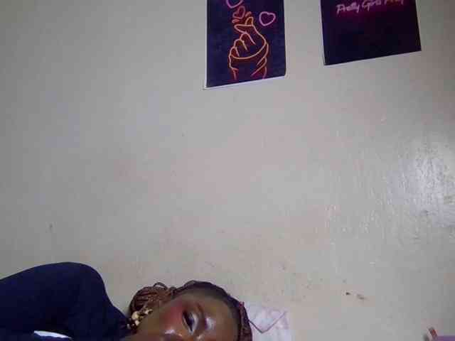 SweetKimmie webcam