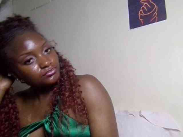 SweetKimmie webcam