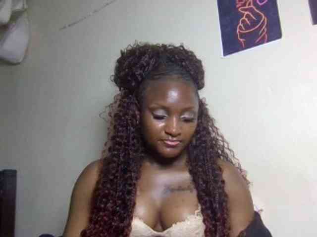 SweetKimmie webcam