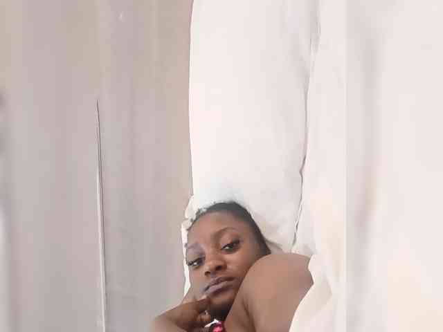 SweetKimmie webcam