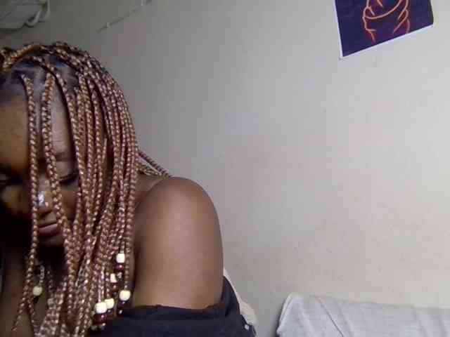 SweetKimmie webcam