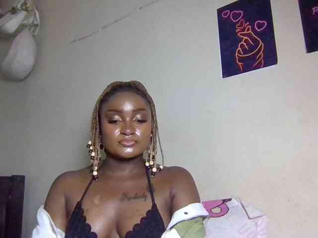 SweetKimmie webcam